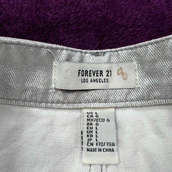 Forever 21 Silver Metallic Coated Cutoff Denim Jean Skirt Size Large - Picture 5 of 6